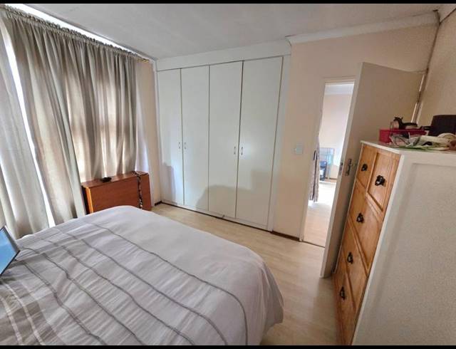 3 BEDROOM APARTMENT FOR SALE IN PARKRAND